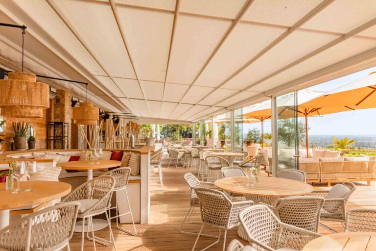 Schicke Skylounge in Mainz mediterran